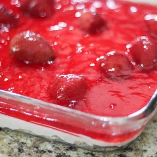 Strawberry Pretzel Salad