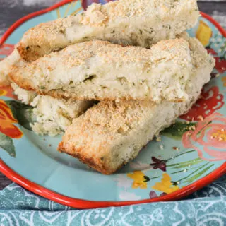 Quick and Easy Garlic Breadsticks