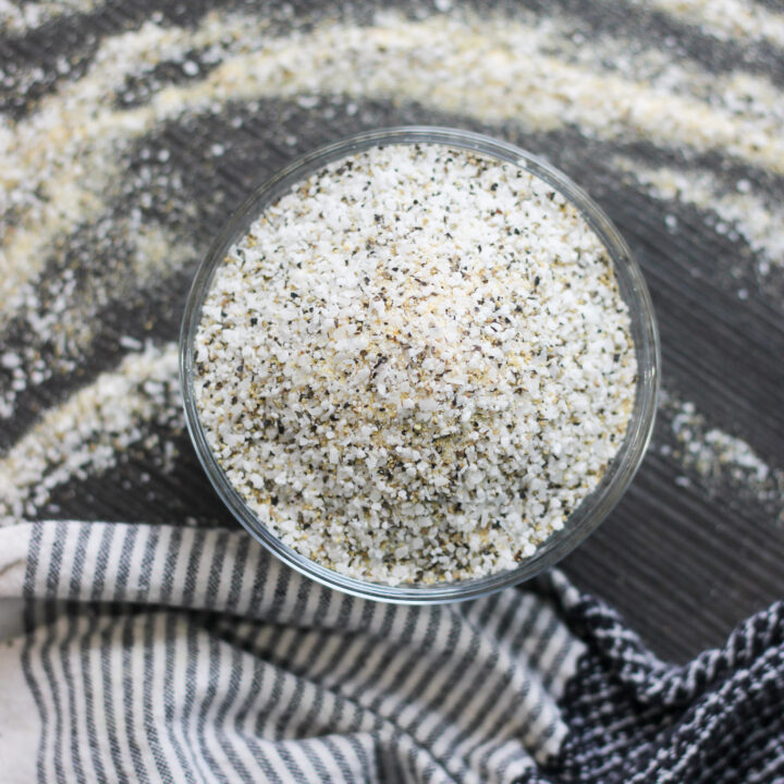 How to Make Your Very Own Paula Deen House Seasoning