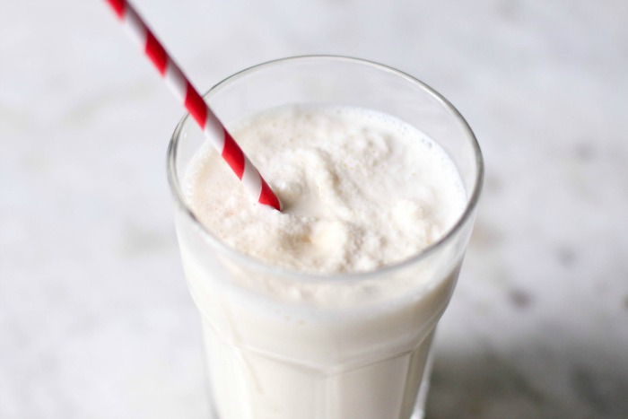 How to Make Vanilla Milkshakes Without Ice Cream