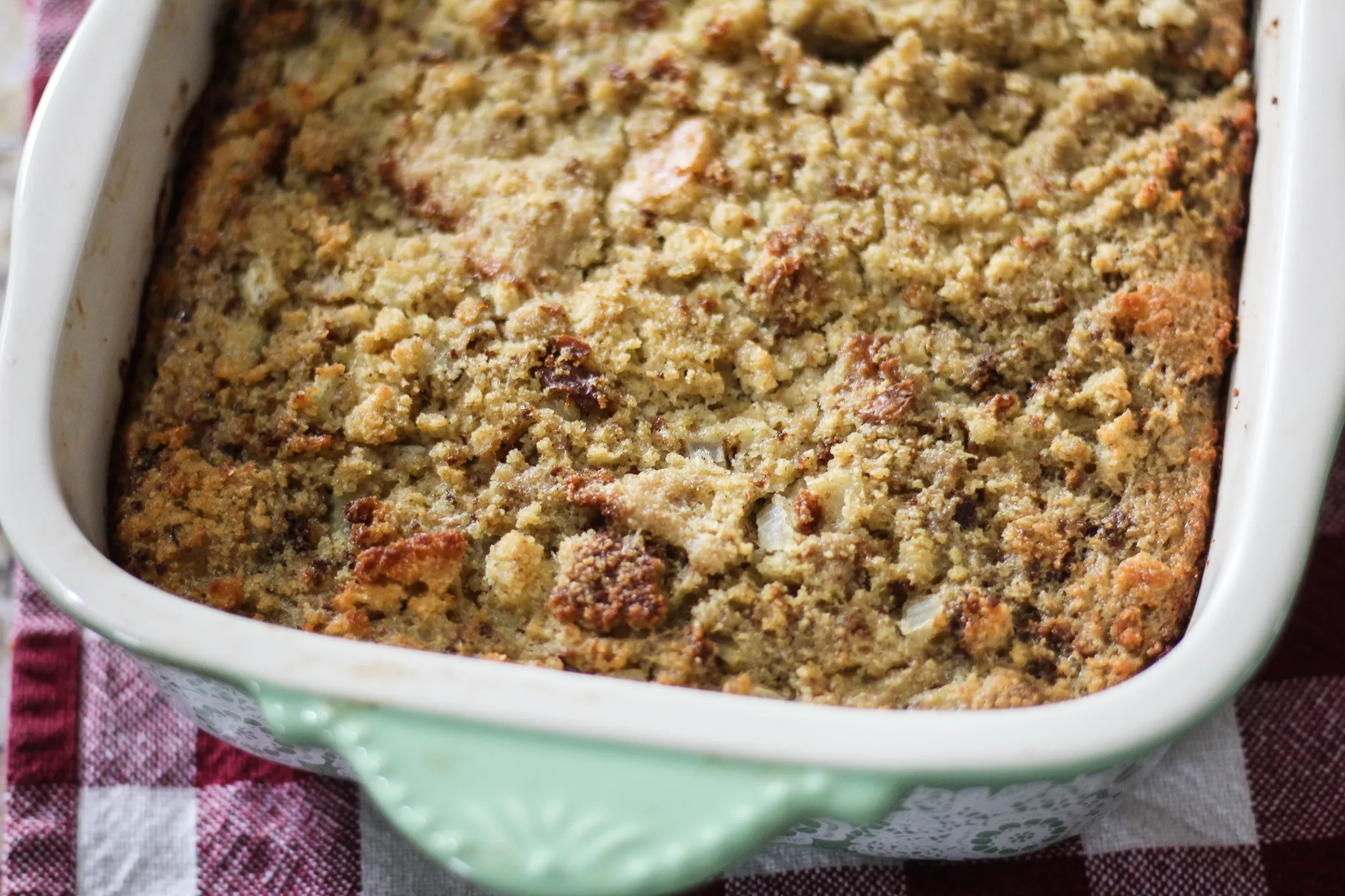 Soul Food Cornbread Dressing with Giblets and Ground Beef