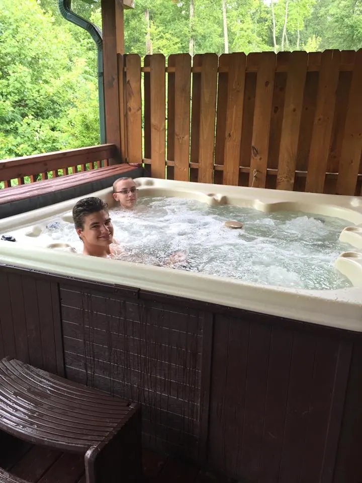 Hot tub at New Beginning cabin maranatha resort smoky mountains