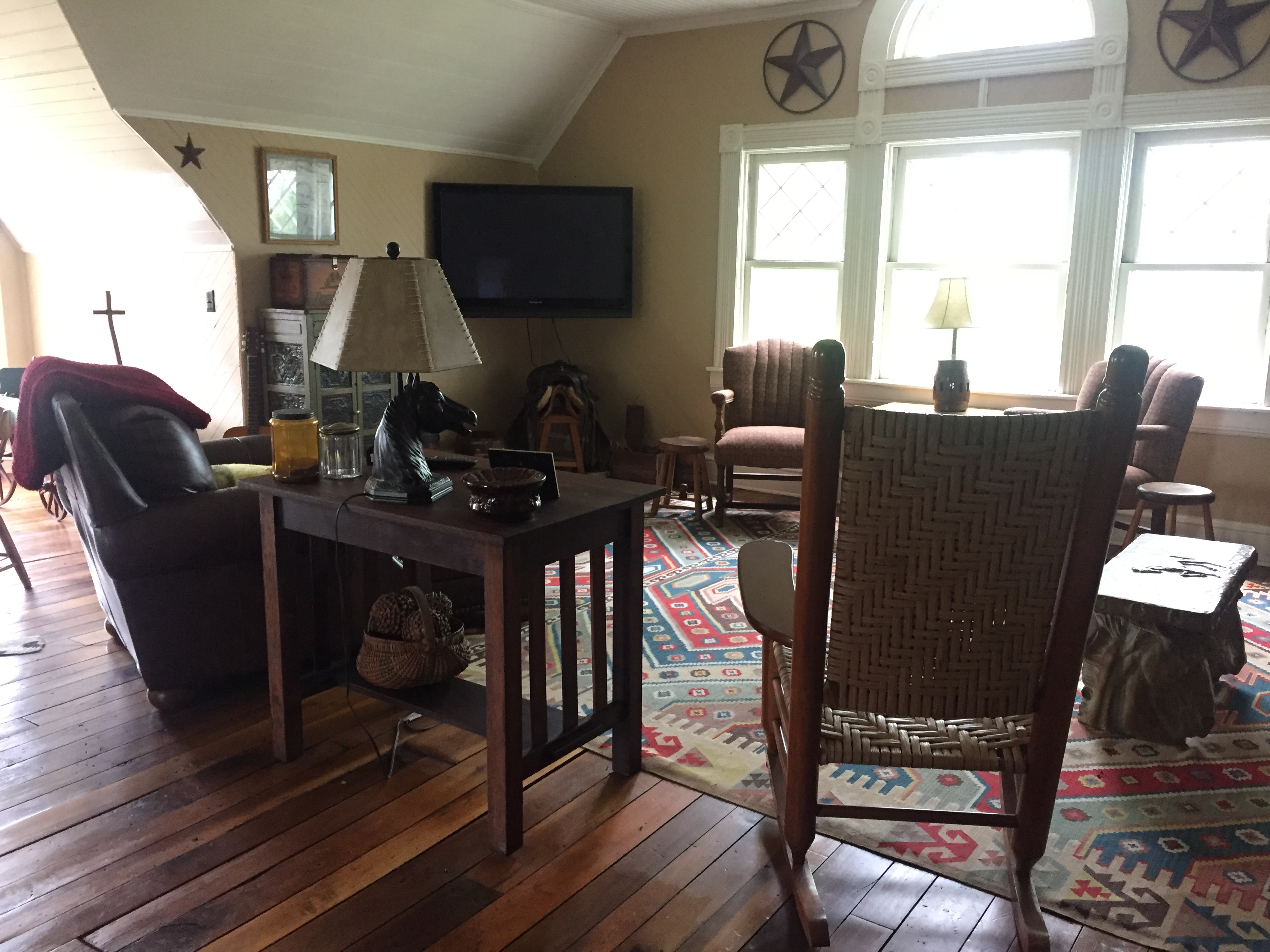 The Coleman House Bed and Breakfast in Harrodsburg KY is the perfect spot to lay your head when traveling through Kentucky.