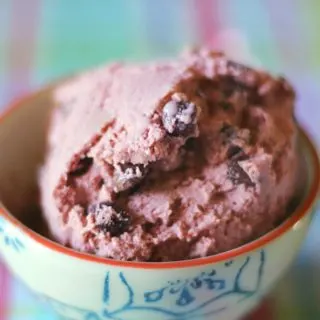 Blackberry Chocolate Chip Ice Cream