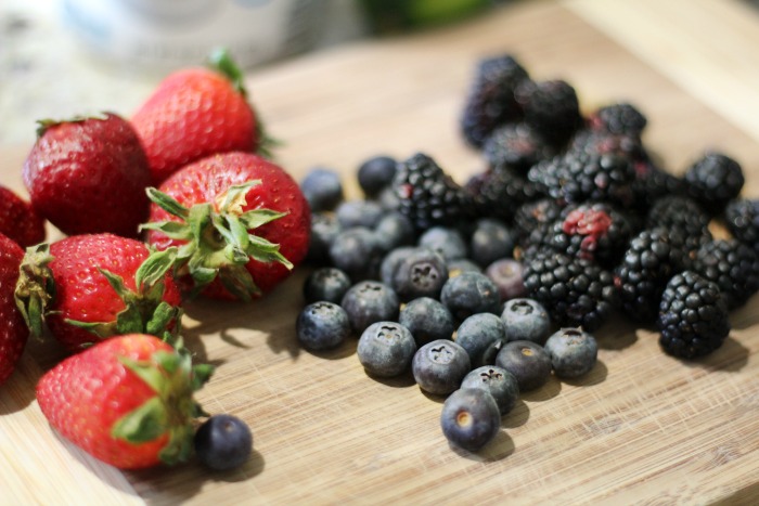 Summer Berry Fruit Parfait