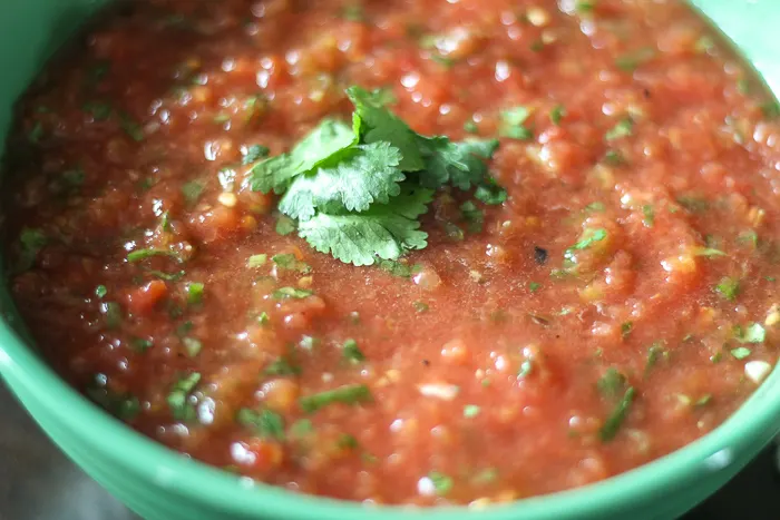 Easy Restaurant Style Salsa