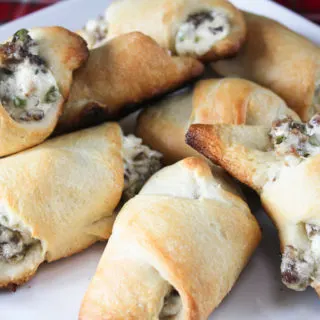 Jalapeño Cream Cheese Crescent Rolls