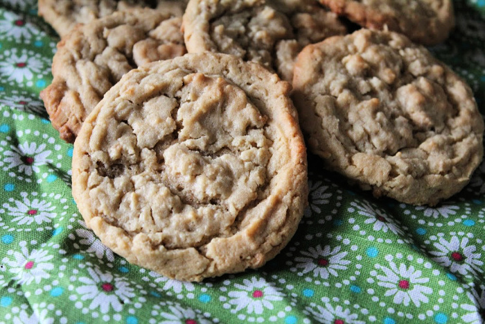 Peanut Butter Oatmeal Cookies