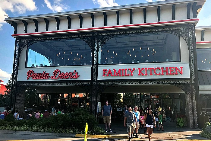 front of Paula deens familiy kitchen in pigeon forge