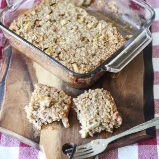 Cinnamon Apple Baked Oatmeal