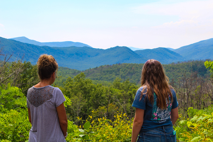 gatlinburg tourist guide