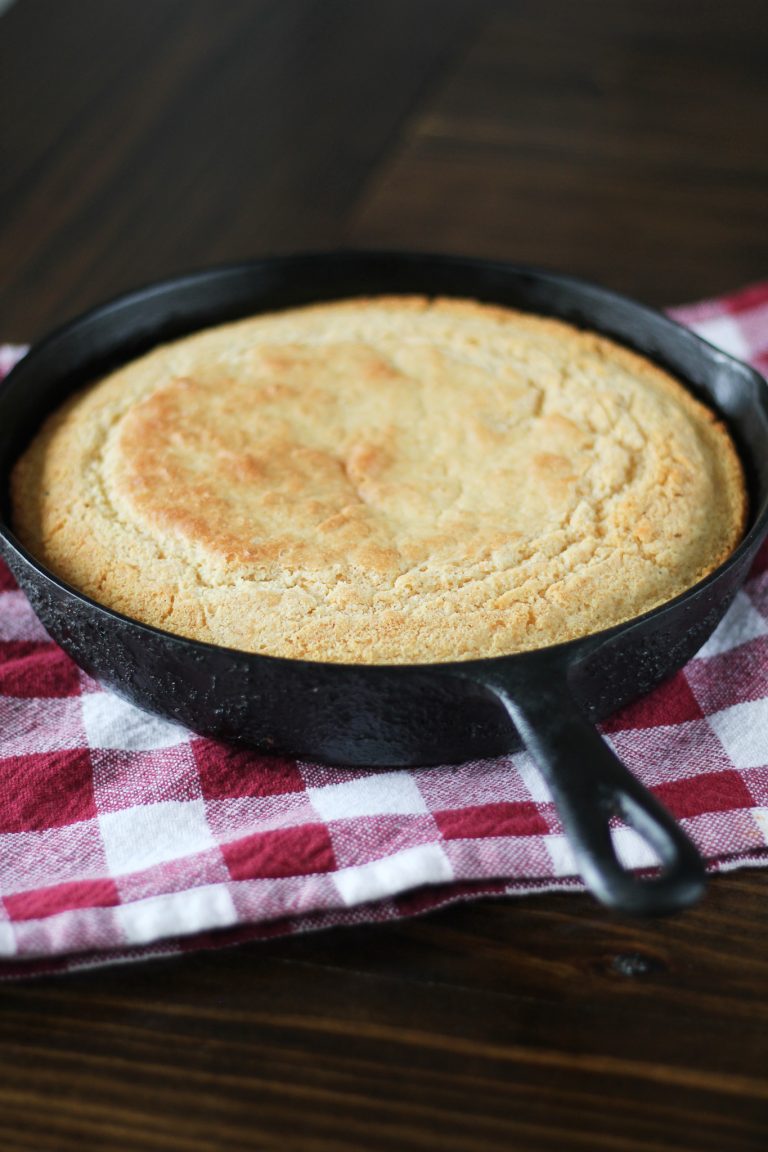 Classic Skillet Cornbread