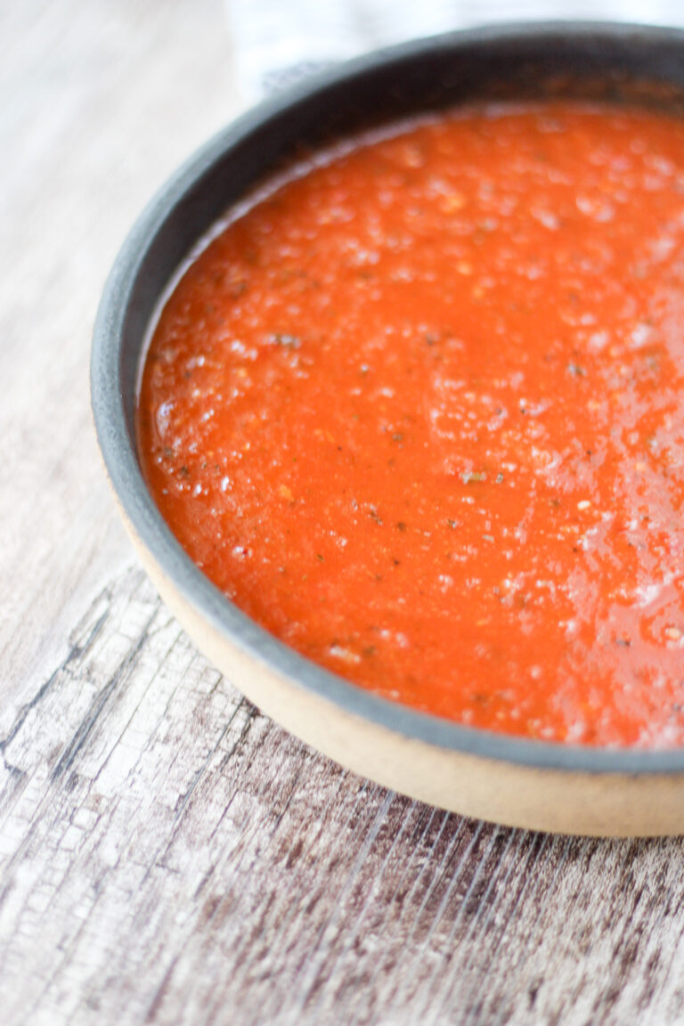 Super Easy Homemade Marinara Sauce