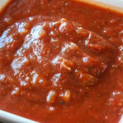 Super-Easy Homemade Marinara Sauce