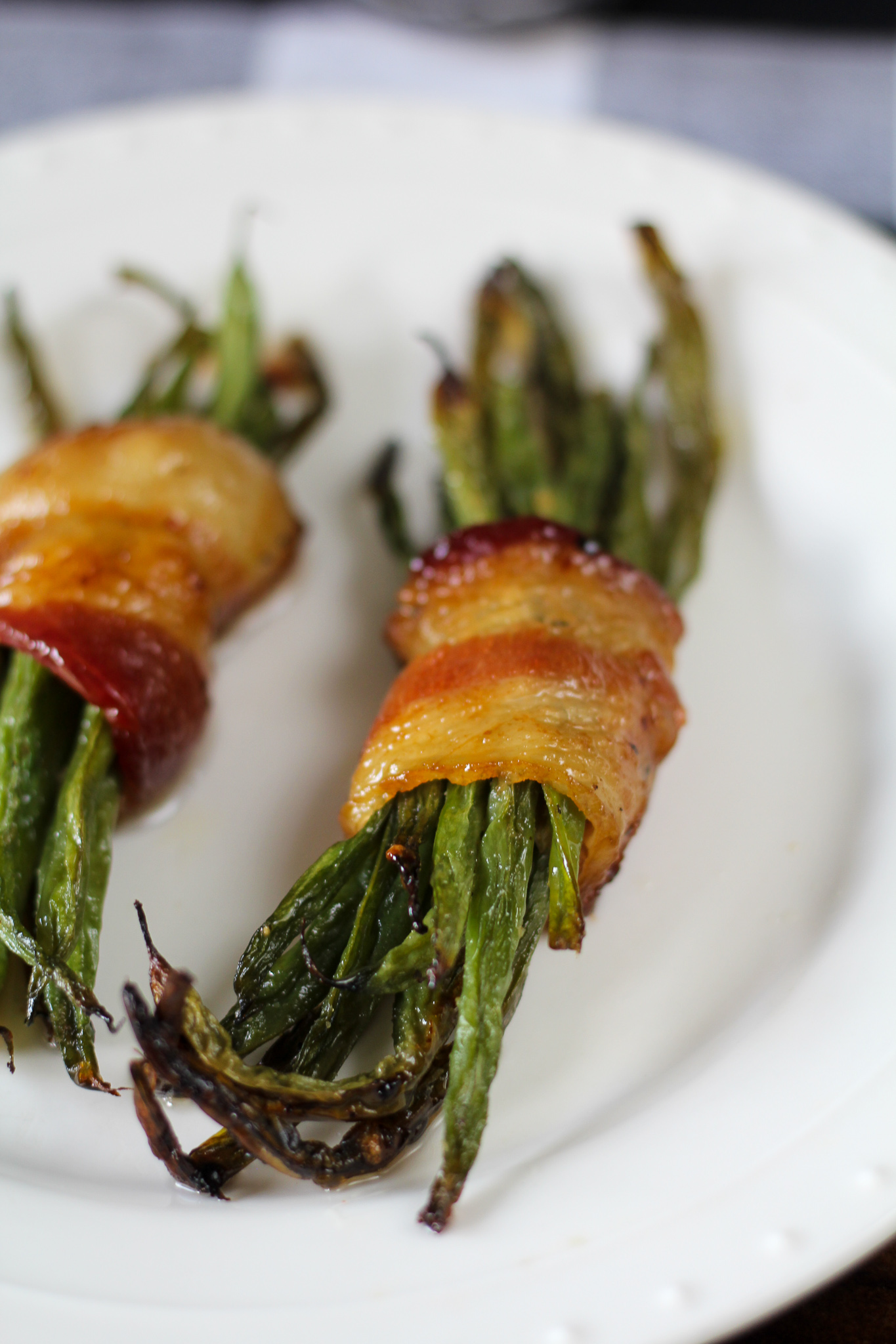 Green beans wrapped in bacon