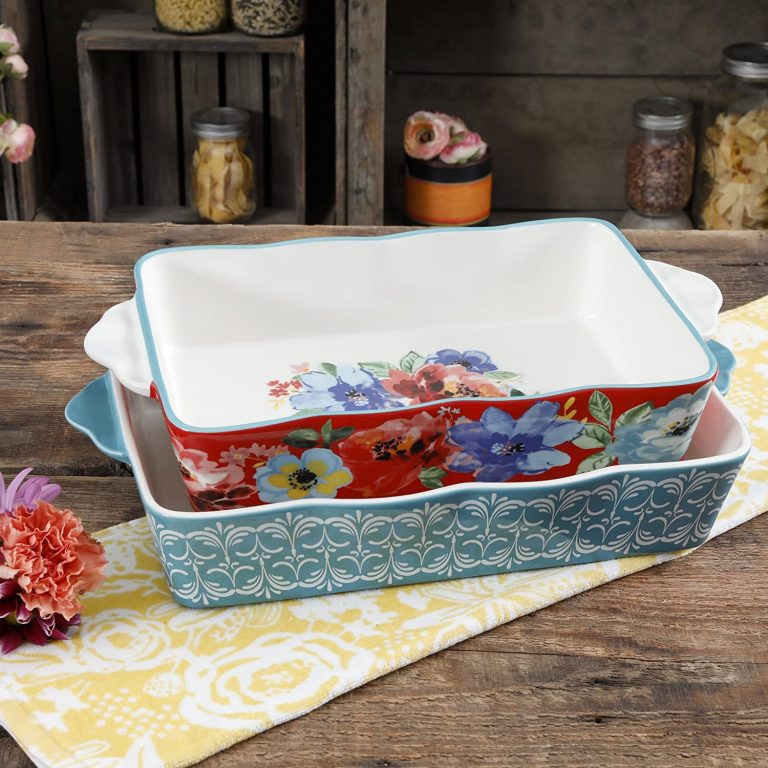 My Favorite Pioneer Woman Bakeware Pieces