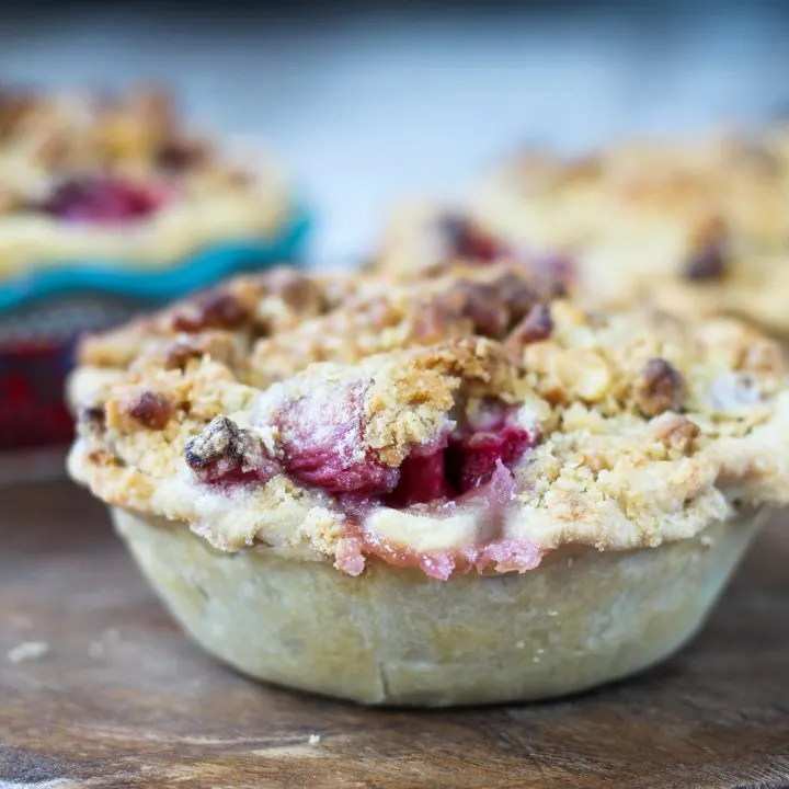 Mini Strawberry Rhubard Pies 