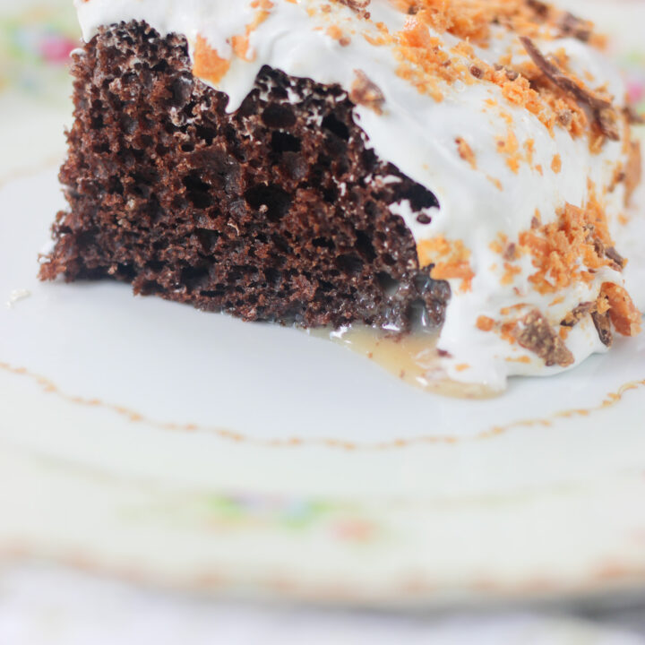 Butterfinger Cake