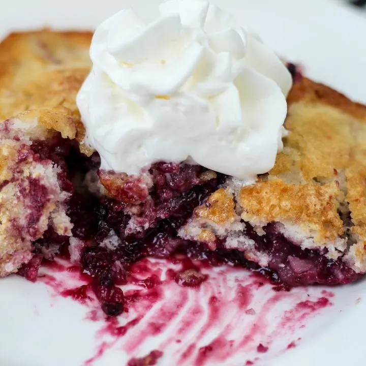 Pioneer Woman Blackberry Cobbler