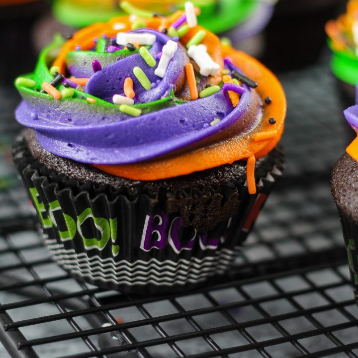 Black Velvet Cupcakes 