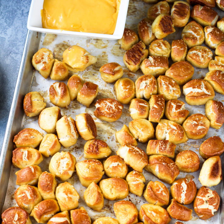 Pretzel Bites with Cheese Sauce