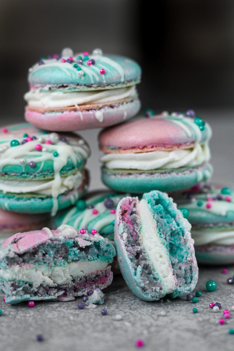 Cotton Candy Macarons