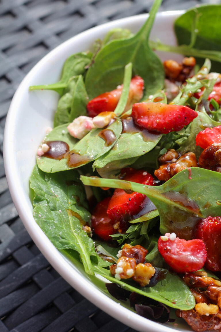 Strawberry Spinach Salad with Balsamic Dressing
