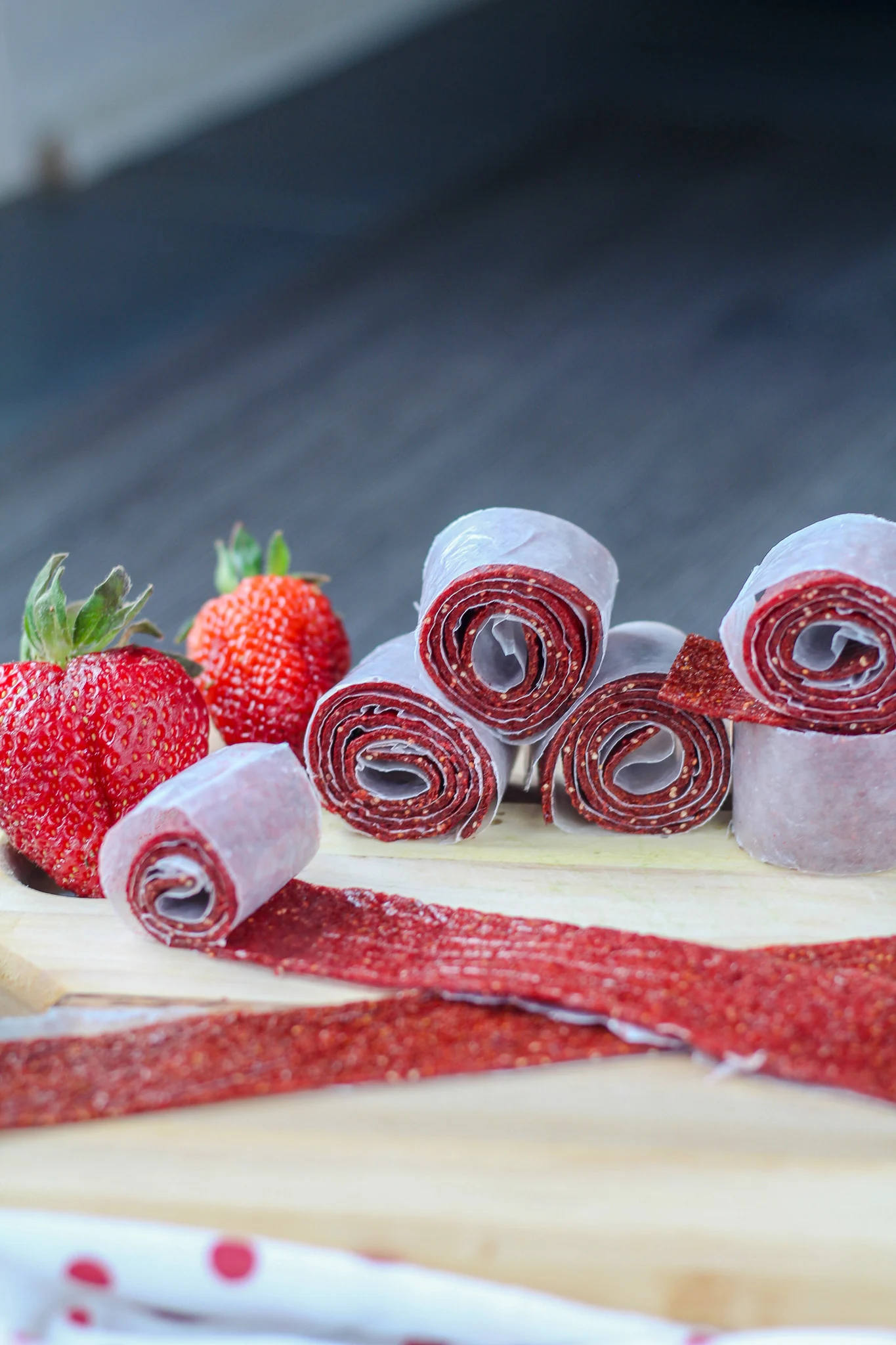 Strawberry Homemade Fruit Roll Ups