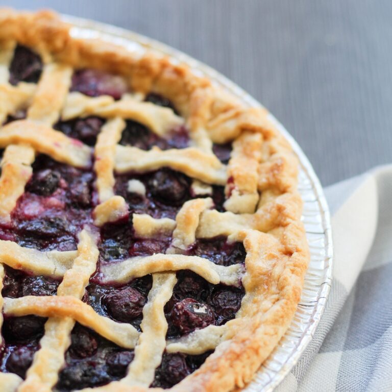 The Best Blueberry Pie