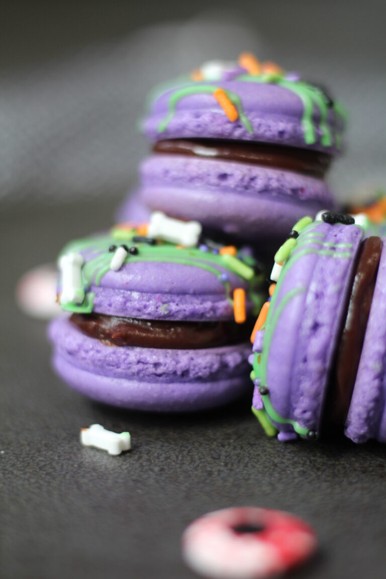 Hocus Pocus Macarons