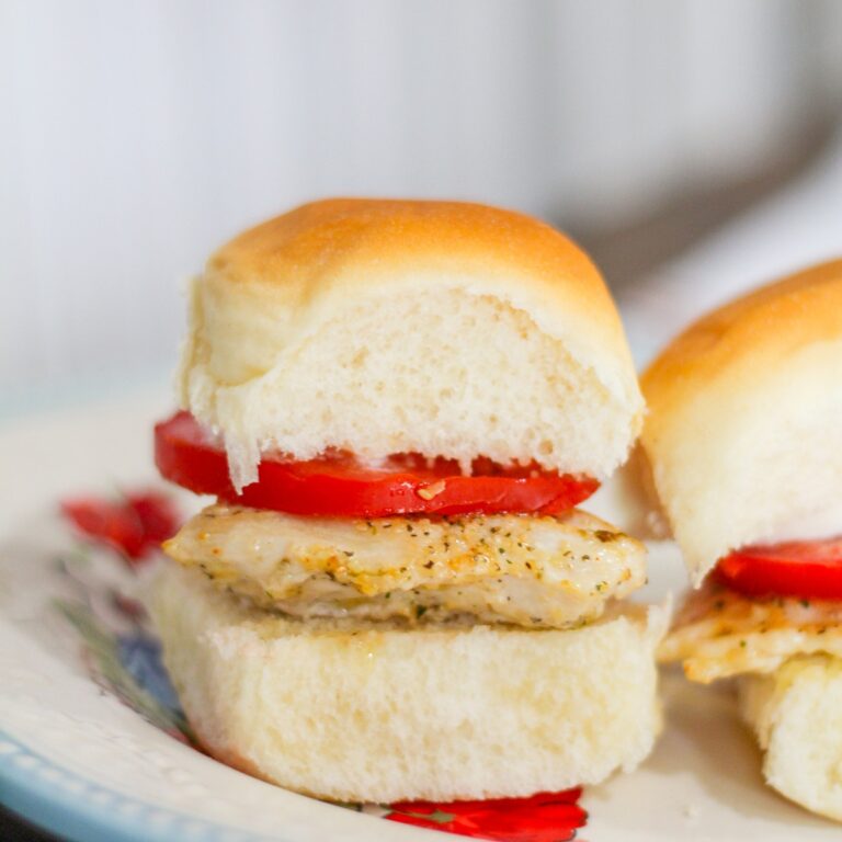 Easy Grilled Chicken Sliders