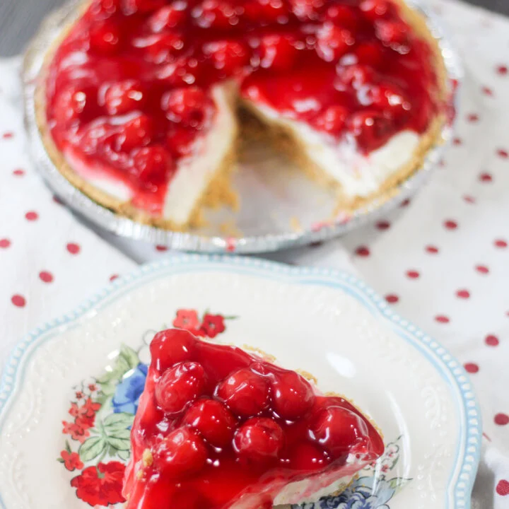 Old Fashioned Cherry Cheesecake