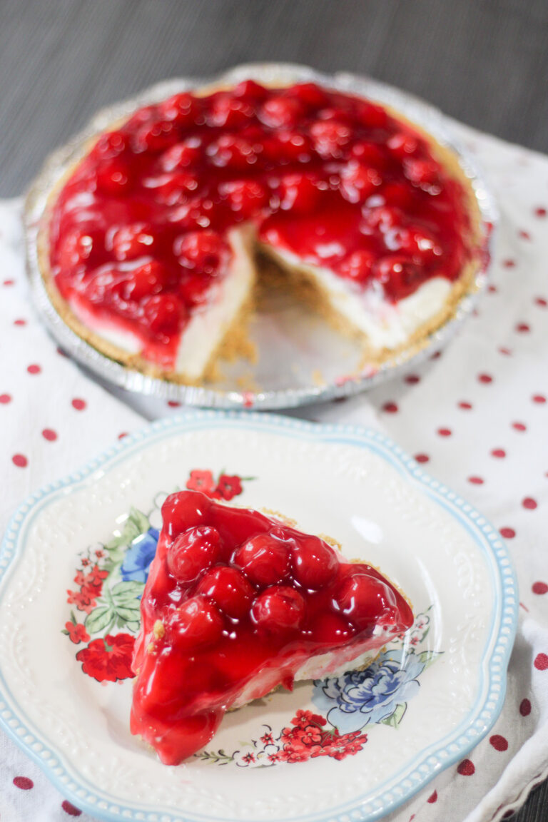 No-Bake Old Fashioned Cherry Cheesecake