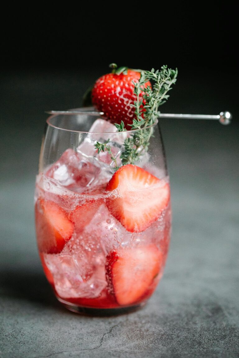 The Best Strawberry Drinks and Smoothies For Your Summer Pleasure