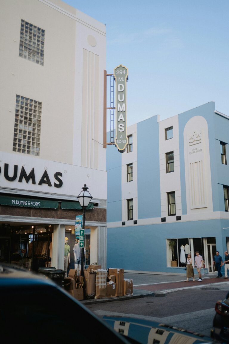Discover Hidden Gems: Underrated Small Towns Worth Exploring Across America