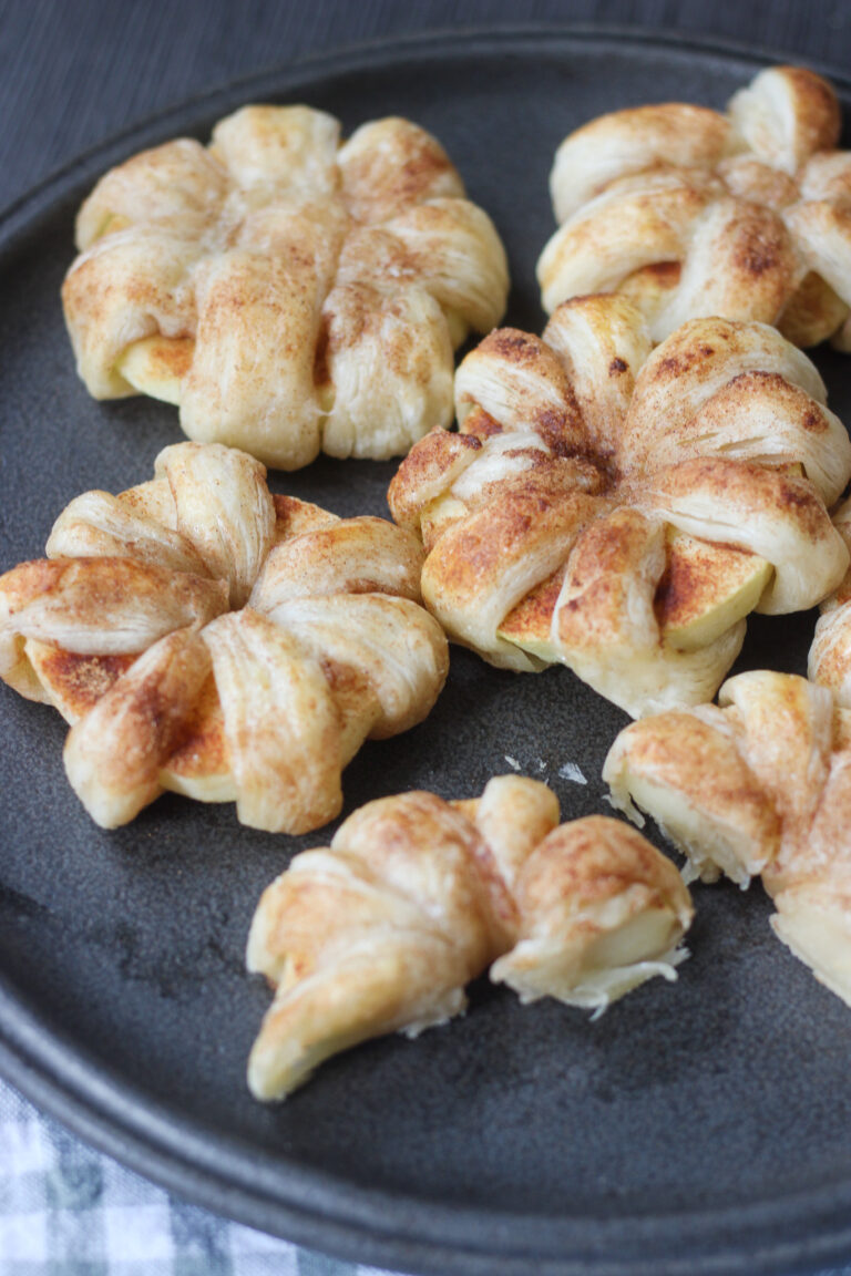 Apple Puff Pastry Rings