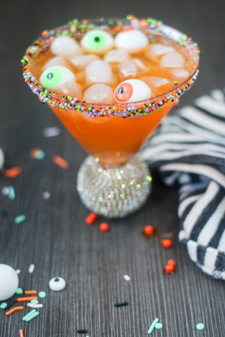 Spooky Halloween Margarita Mocktail (Non-Alcoholic Fun for All Ages!)