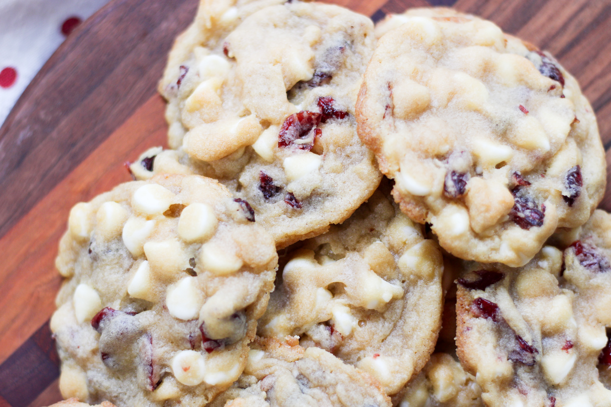 cranberry white chocolate chip cookies close up horizontal shot
