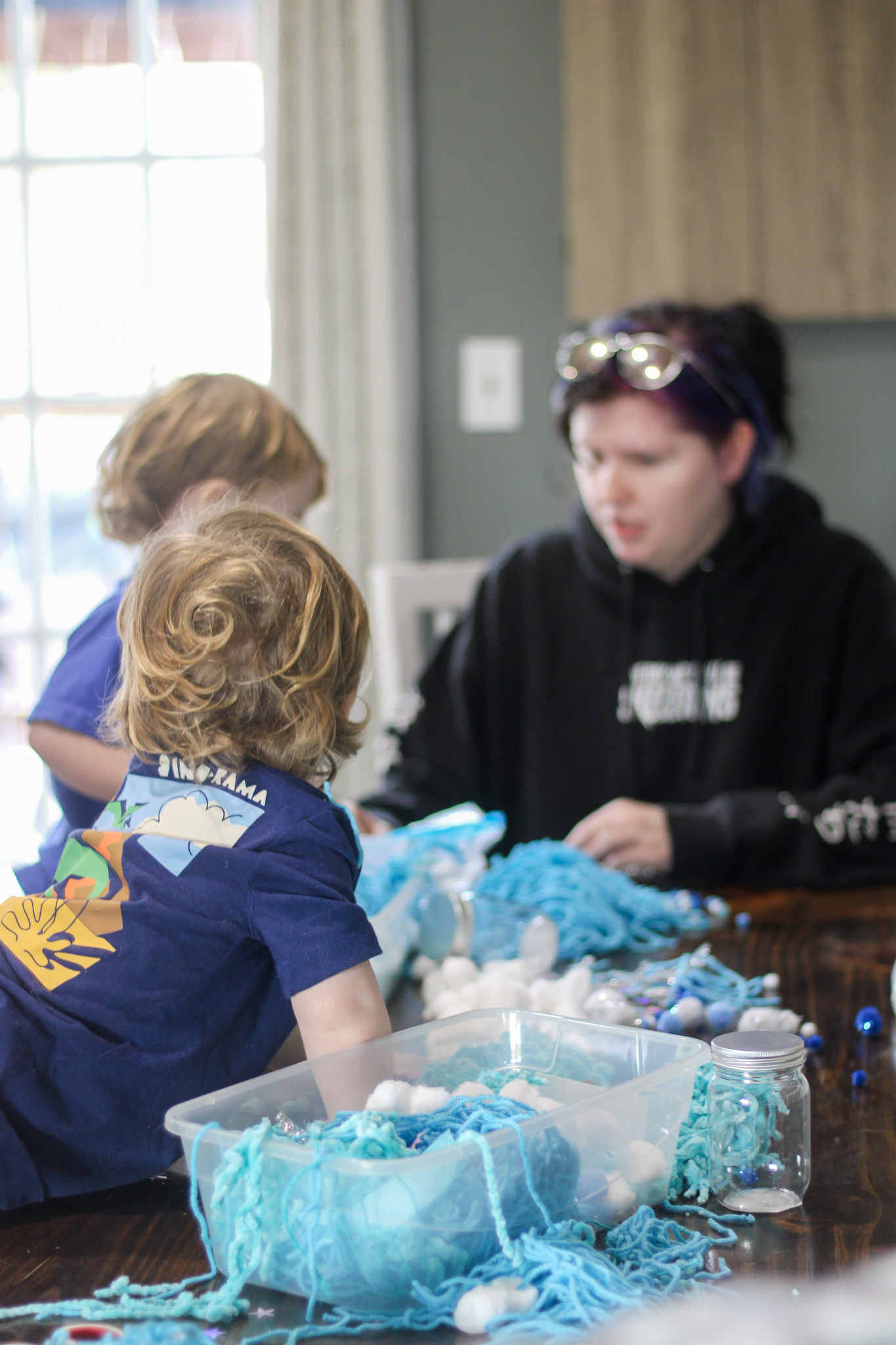 toddler winter sensory bin
