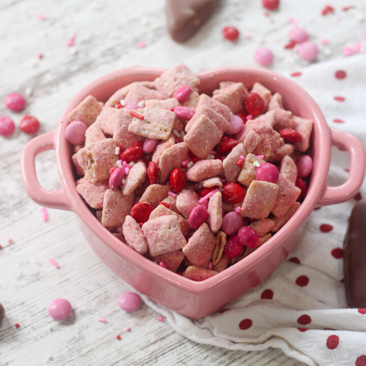 Valentine Muddy Buddies