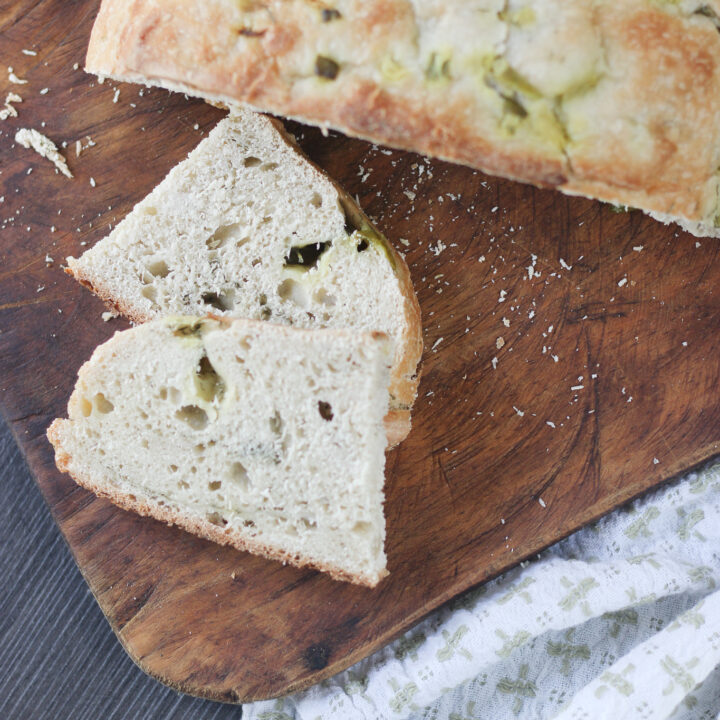 Sourdough Dill Pickle Bread