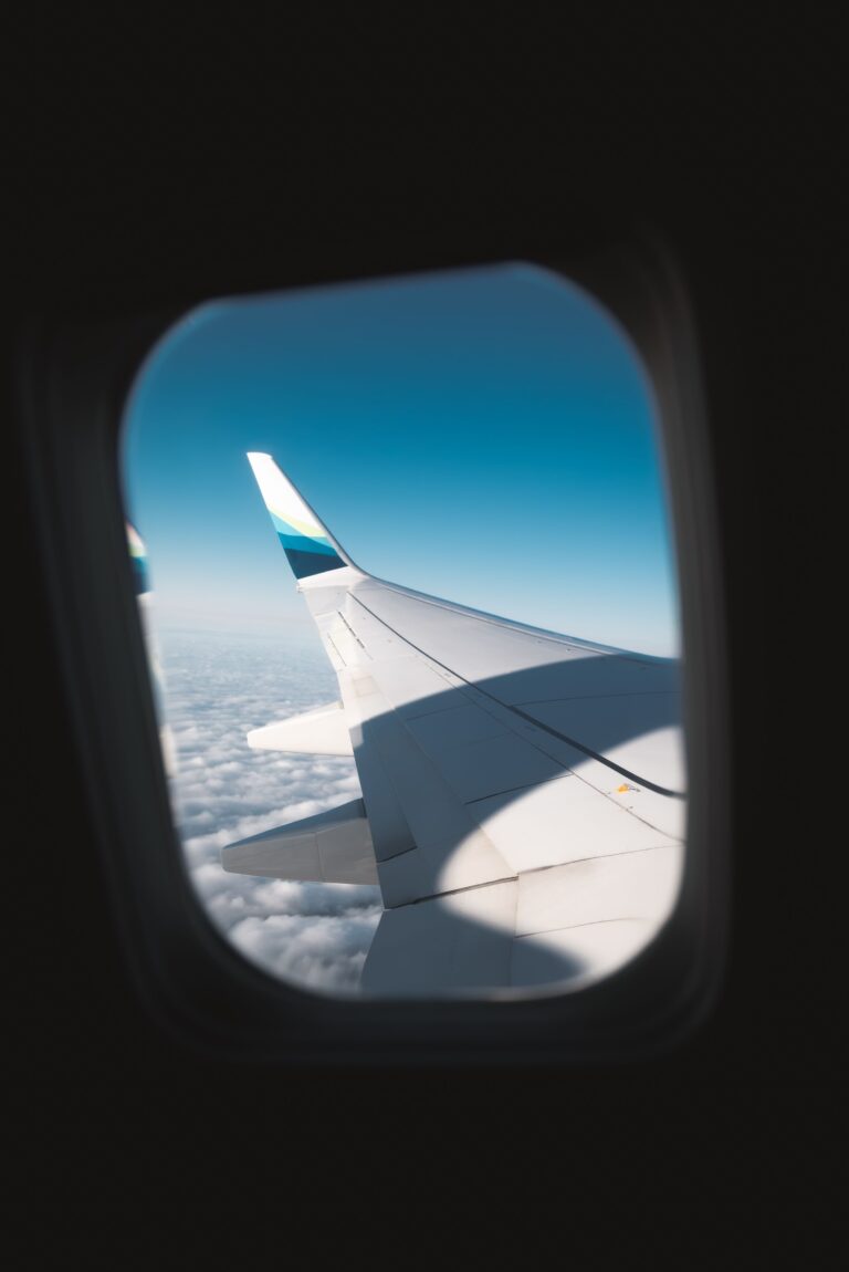 Travel Habits That Save Time, Money, and Stress