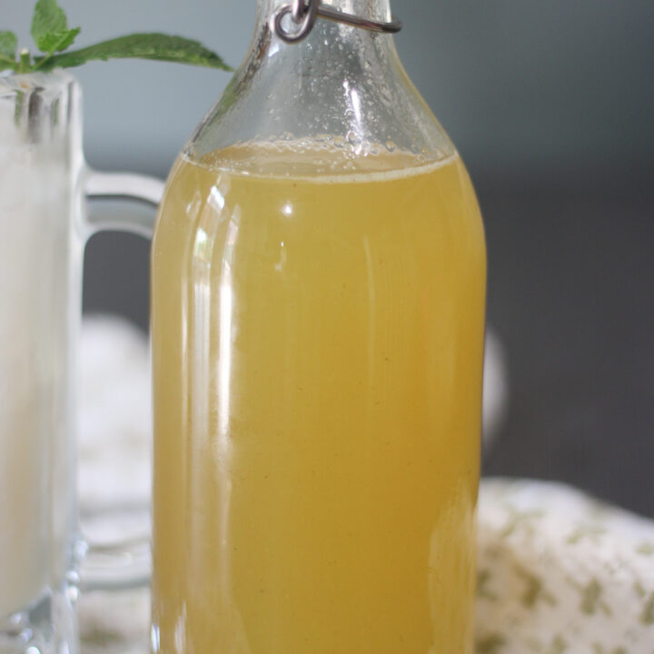 Homemade Pineapple Syrup from the Scraps