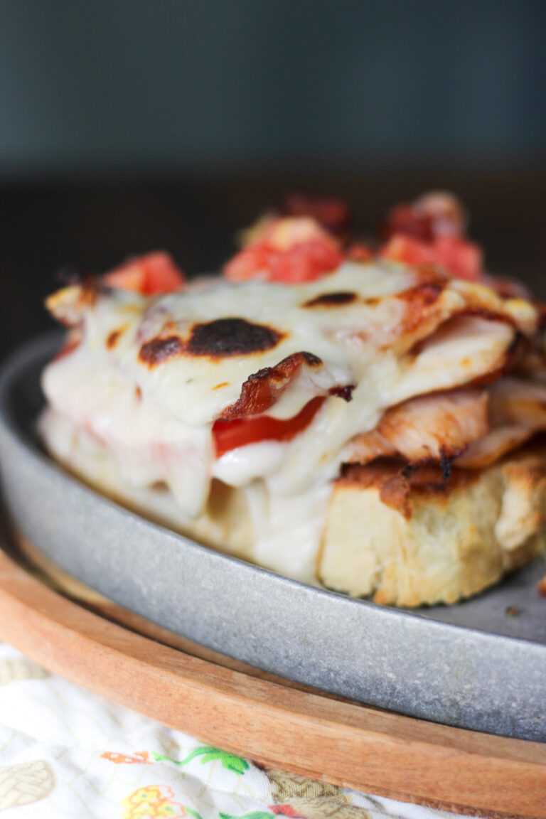 Kentucky Hot Brown Sandwich