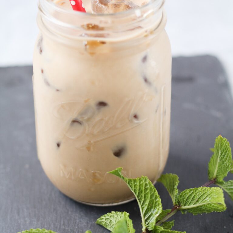 Spicy Cowgirl Coffee – The Iced Latte with a Kick