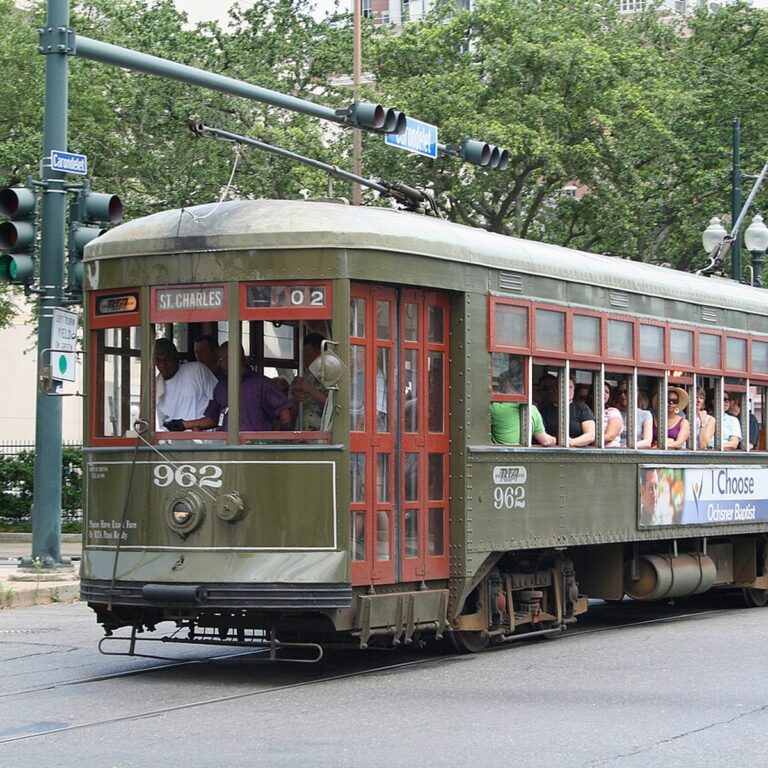 A Family-Friendly Weekend in New Orleans- Food, Sights, and Tips for an Easy Trip
